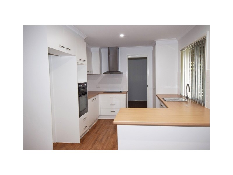 7 Wisteria Court, Victoria Point QLD 4165