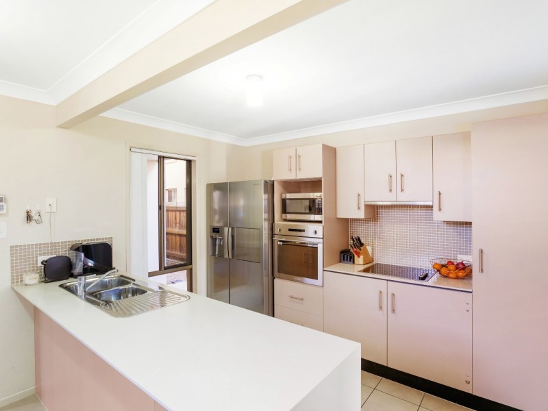 170 Barrack Road, Cannon Hill QLD 4170