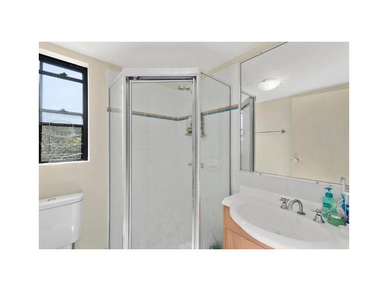 6/4 Mawarra St, Palm Beach QLD 4221