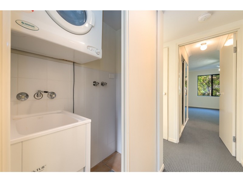 6/4 Mawarra St, Palm Beach QLD 4221