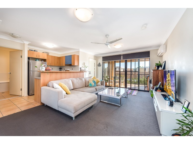 17/4 Mawarra St, Palm Beach QLD 4221