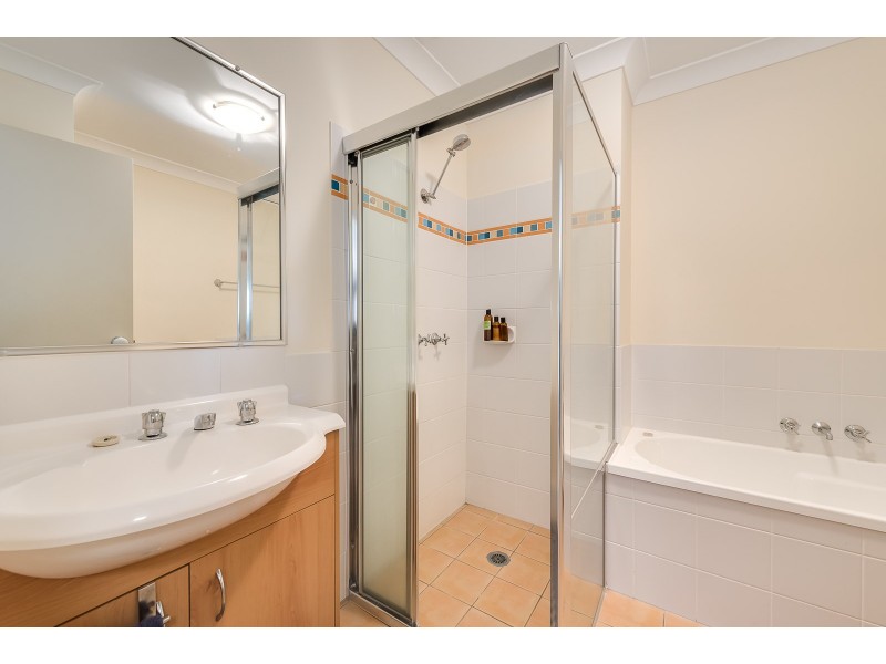 17/4 Mawarra St, Palm Beach QLD 4221