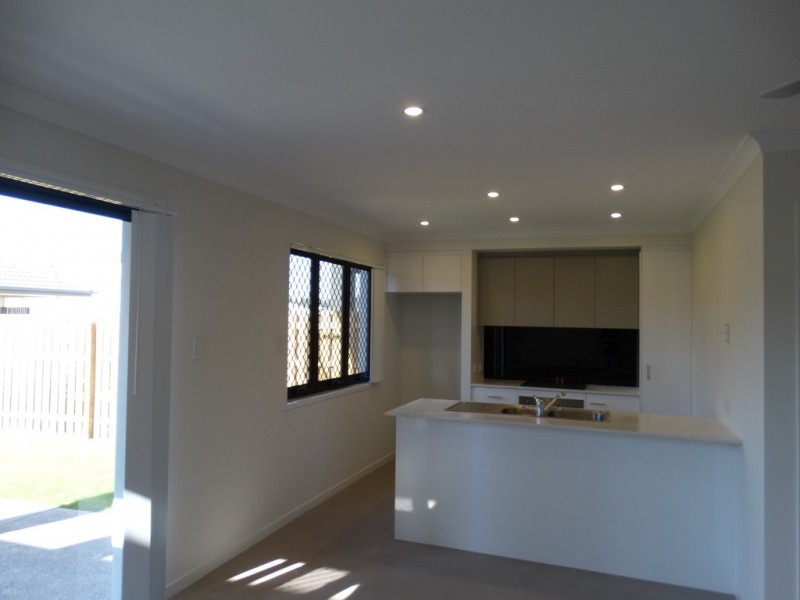 66/14 Lincoln Parade, Springfield Lakes QLD 4300