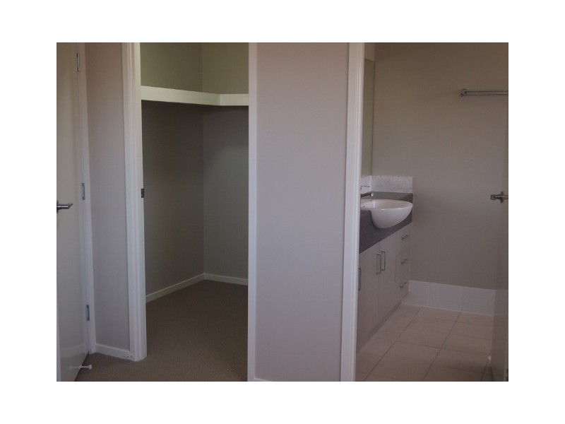 58/15 SILVEREYE DRIVE, Griffin QLD 4503