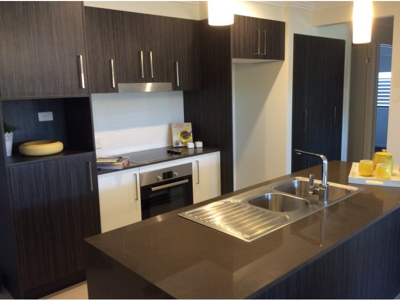 2/2 Hicks, Mount Gravatt East QLD 4122