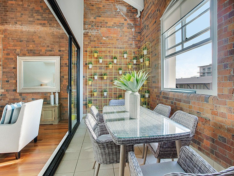 54S Vernon Tce, Teneriffe QLD 4005