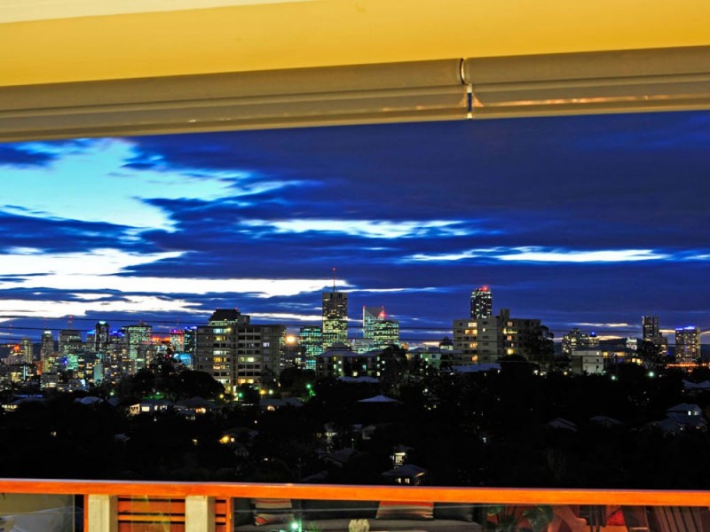 43 Power Street, Norman Park QLD 4170