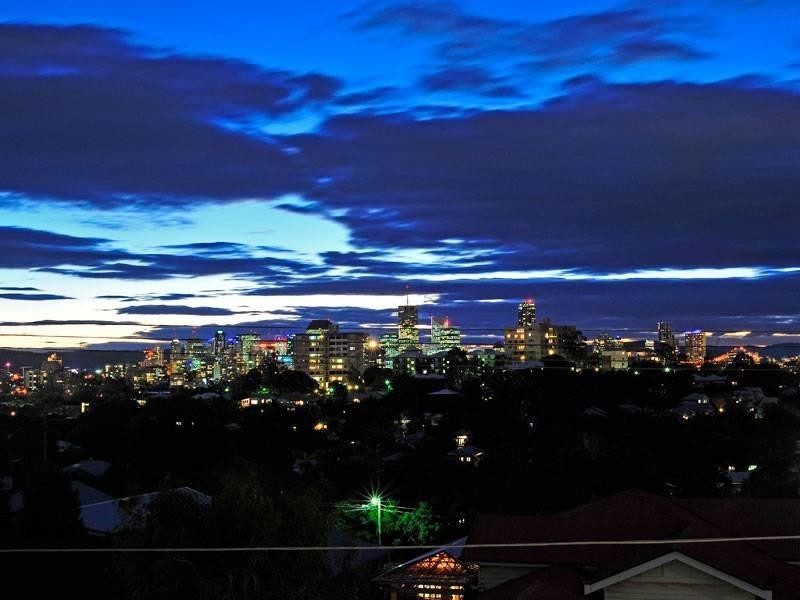 43 Power Street, Norman Park QLD 4170