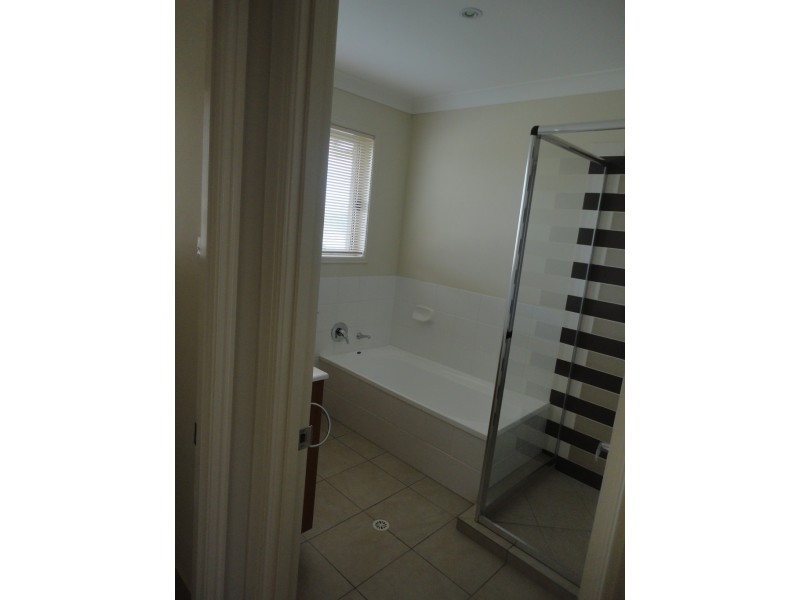 27 S2 7 Johnston st, Carina QLD 4152