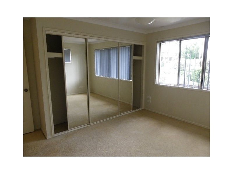 25 Buckingham Place, Eight Mile Plains QLD 4113