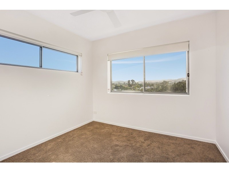 12 / 11 Rolleston St, Keperra QLD 4054