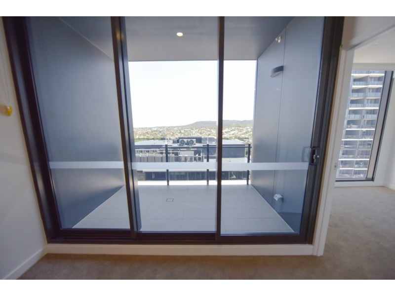 22 Railway Tce, Milton QLD 4064