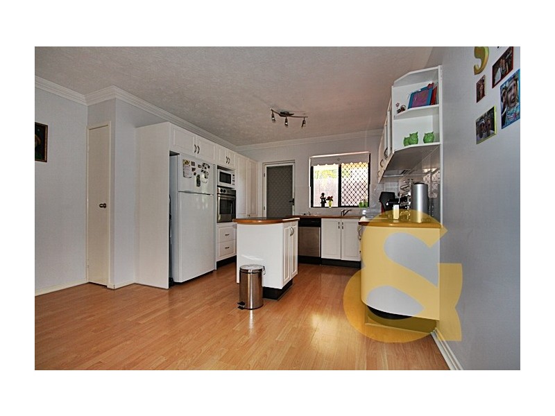 15 Dansie Street, Greenslopes QLD 4120