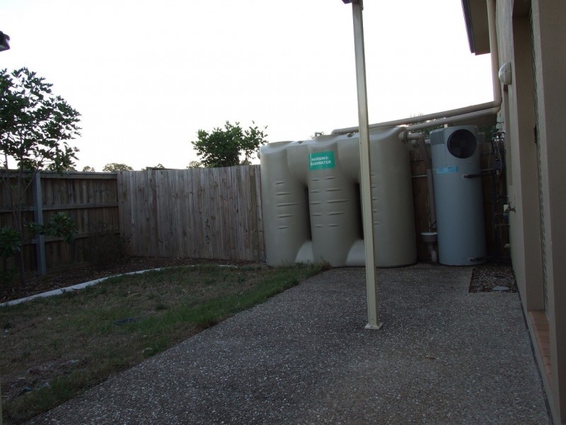 2/75 LEVINGTON ROAD, Eight Mile Plains QLD 4113