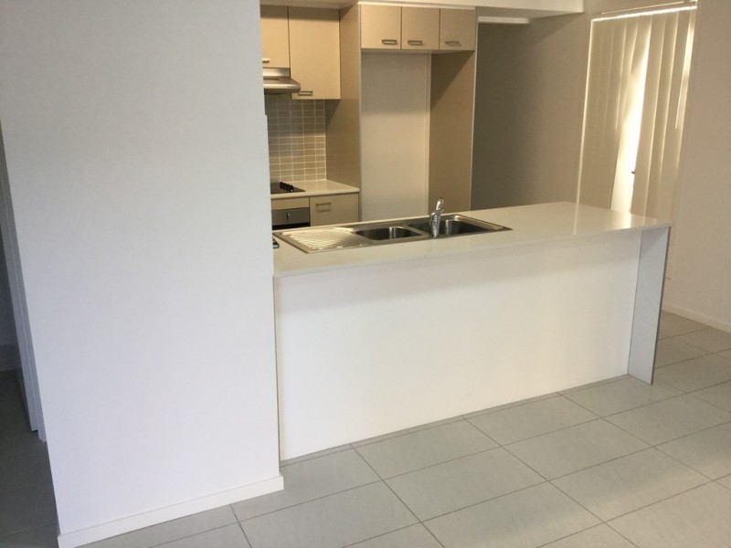 d/75 Gordon Rd, Redland Bay QLD 4165