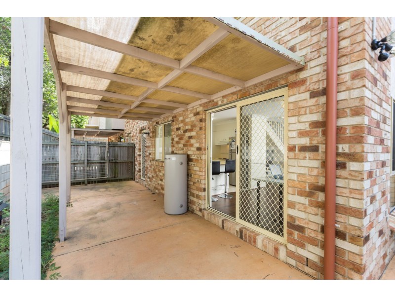 90 Oakleaf Street, Eight Mile Plains QLD 4113