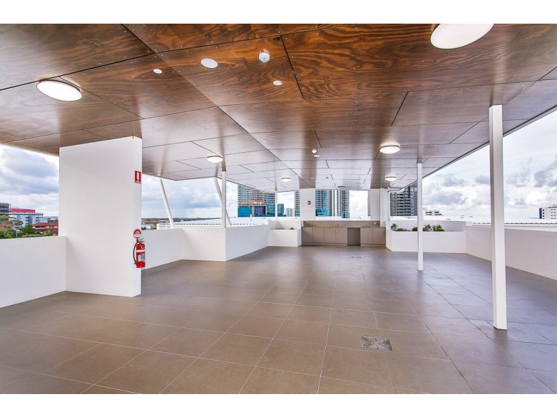 11 Andrews St, Southport QLD 4215