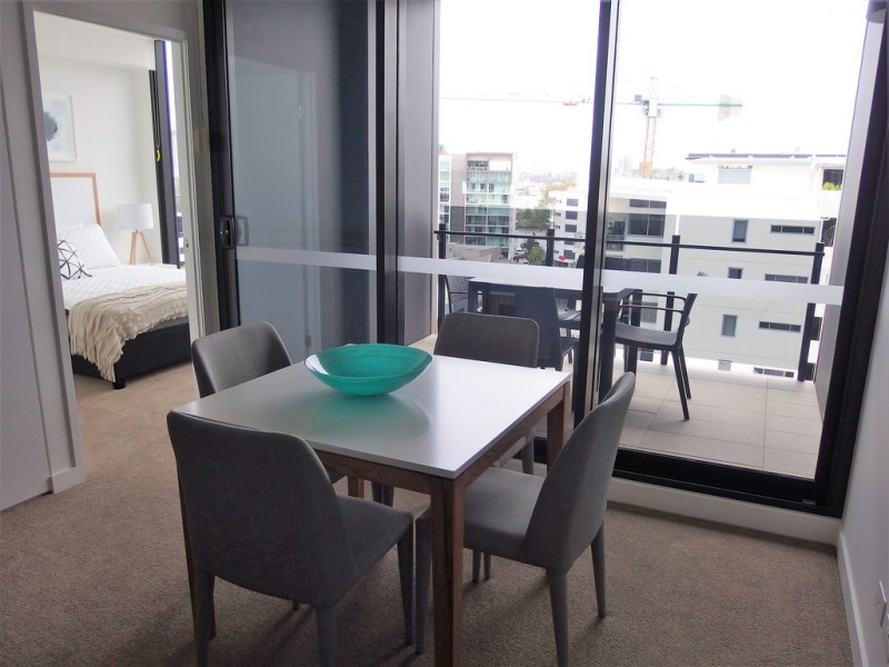 22 Railway Tce, Milton QLD 4064