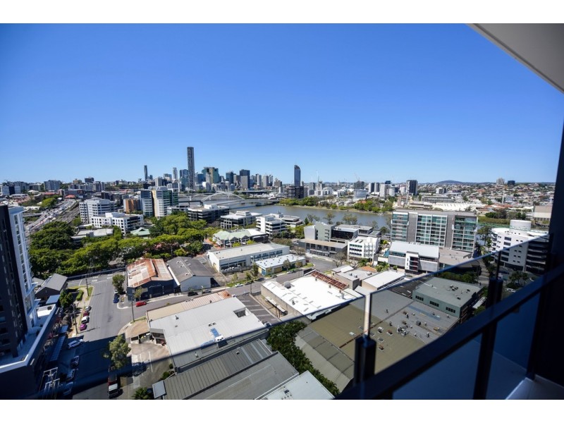 22 Railway Tce, Milton QLD 4064