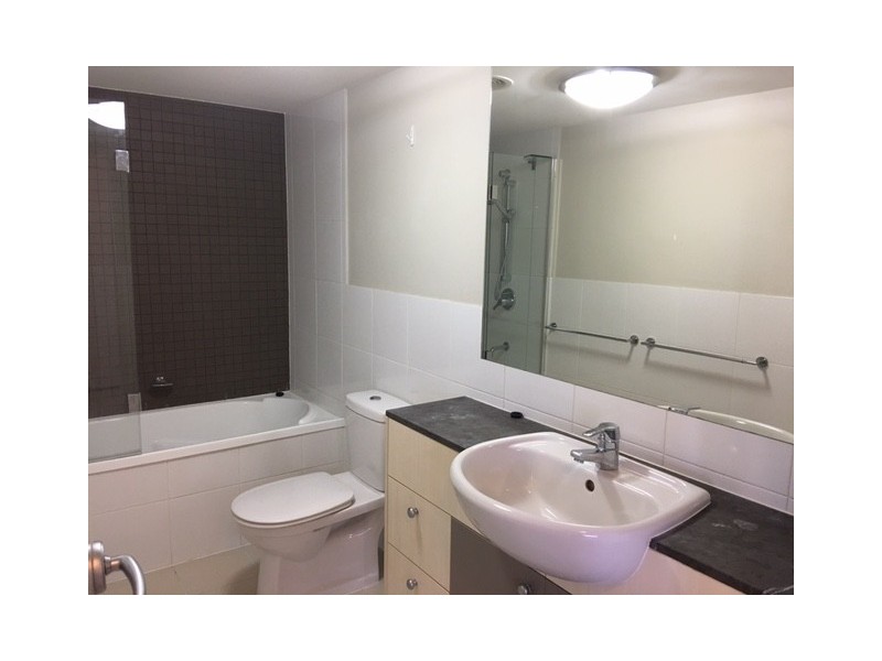 144/21-31 Cypress Avenue, Surfers Paradise QLD 4217