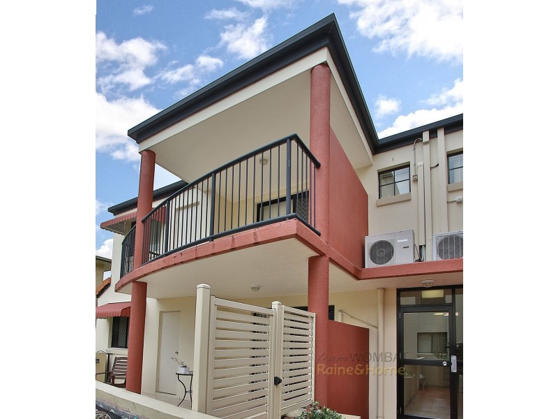15 Dansie Street, Greenslopes QLD 4120