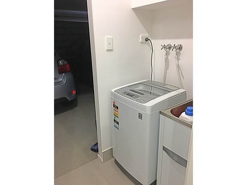 30 Girraween Crescent, Parkinson QLD 4115