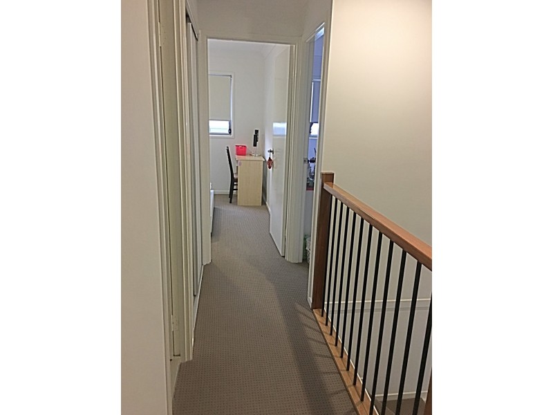 30 Girraween Crescent, Parkinson QLD 4115