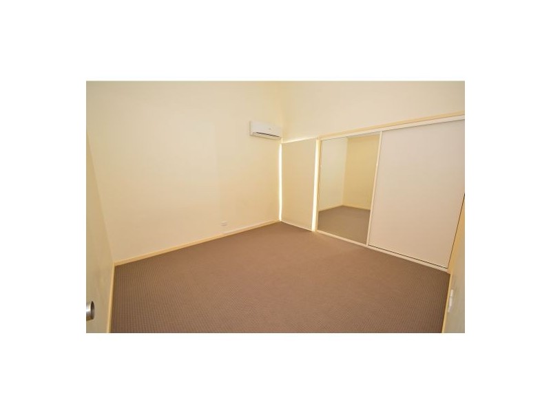 28 Churchill Street, Woolloongabba QLD 4102