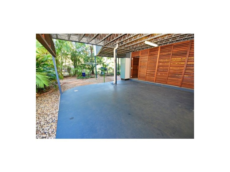 28 Churchill Street, Woolloongabba QLD 4102