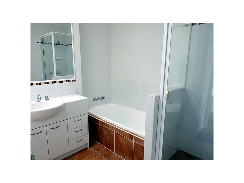11 Federation Street, Wynnum West QLD 4178