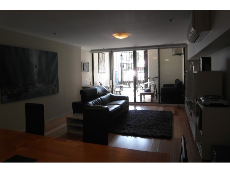 54-M Vernon Tce, Teneriffe QLD 4005