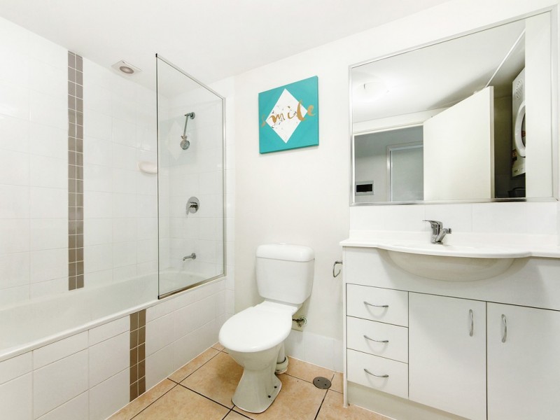 2/1 Linear Drive, Mango Hill QLD 4509