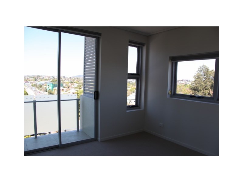 305 / 85 O’CONNELL STREET, Kangaroo Point QLD 4169