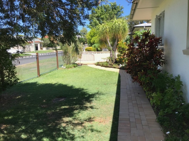 12 Lynmouth street, Upper Mount Gravatt QLD 4122