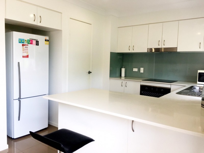 30 Girraween Crescent, Parkinson QLD 4115