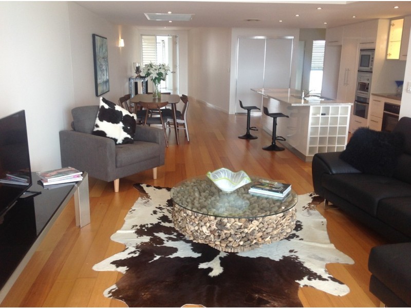 57/7 Grand Parade, Kawana Island QLD 4575