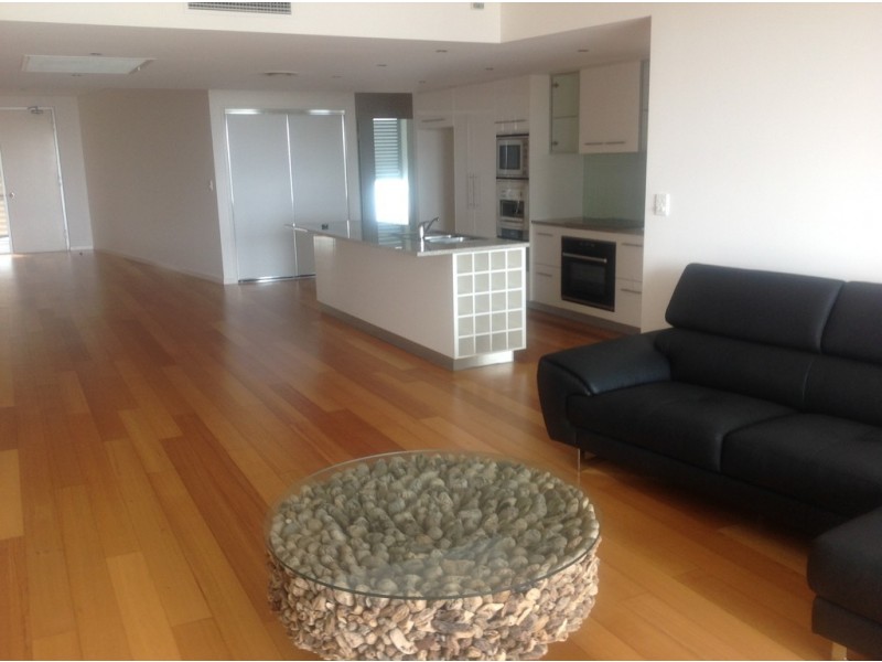 57/7 Grand Parade, Kawana Island QLD 4575
