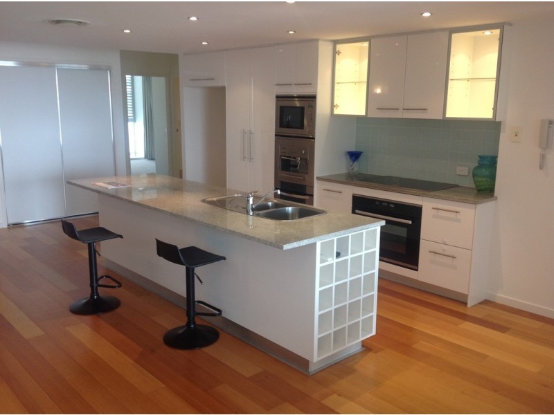57/7 Grand Parade, Kawana Island QLD 4575