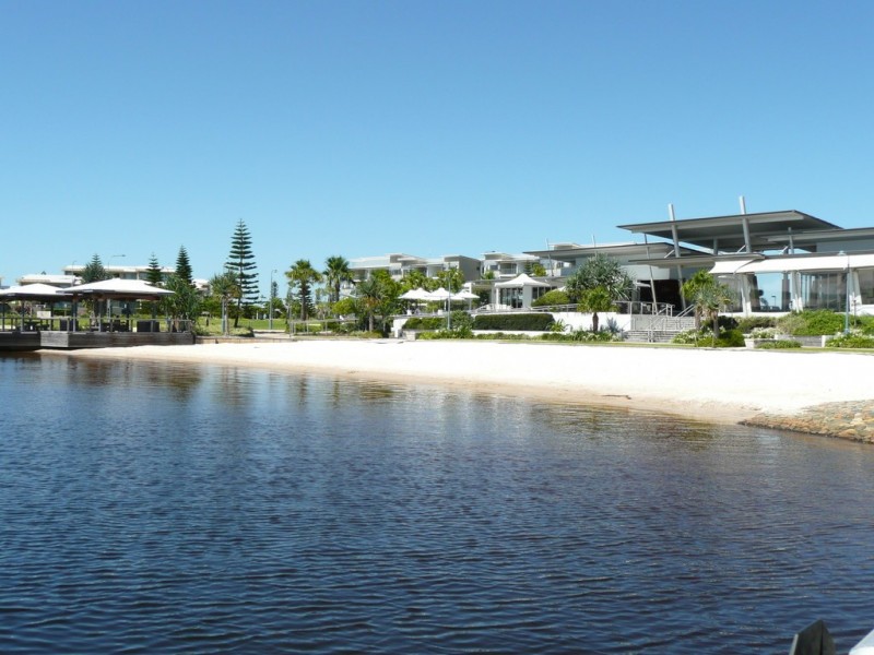 57/7 Grand Parade, Kawana Island QLD 4575