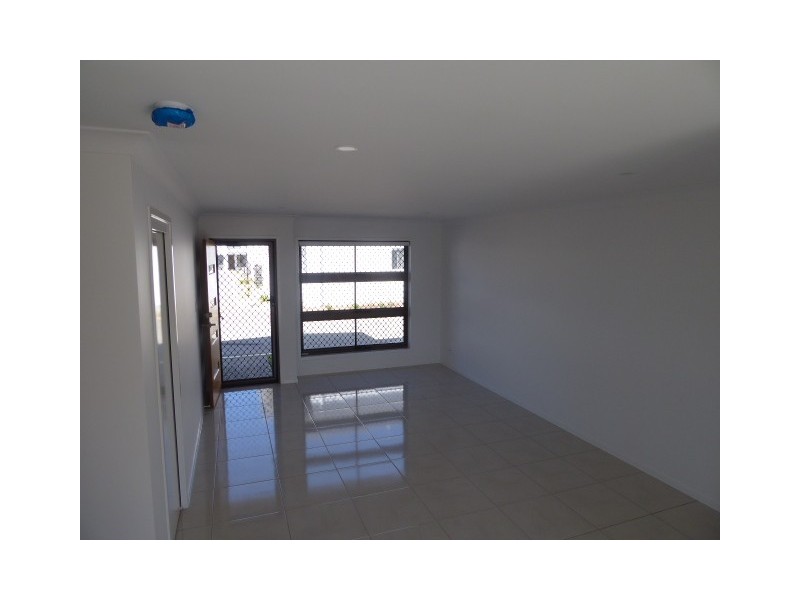 42/42 grahams rd, Strathpine QLD 4500
