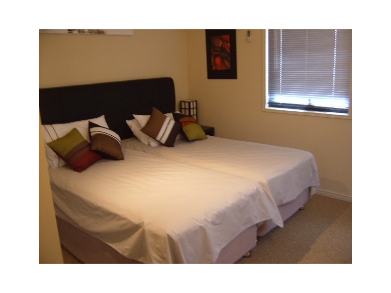 1CD7/4 University Drive, Robina QLD 4226