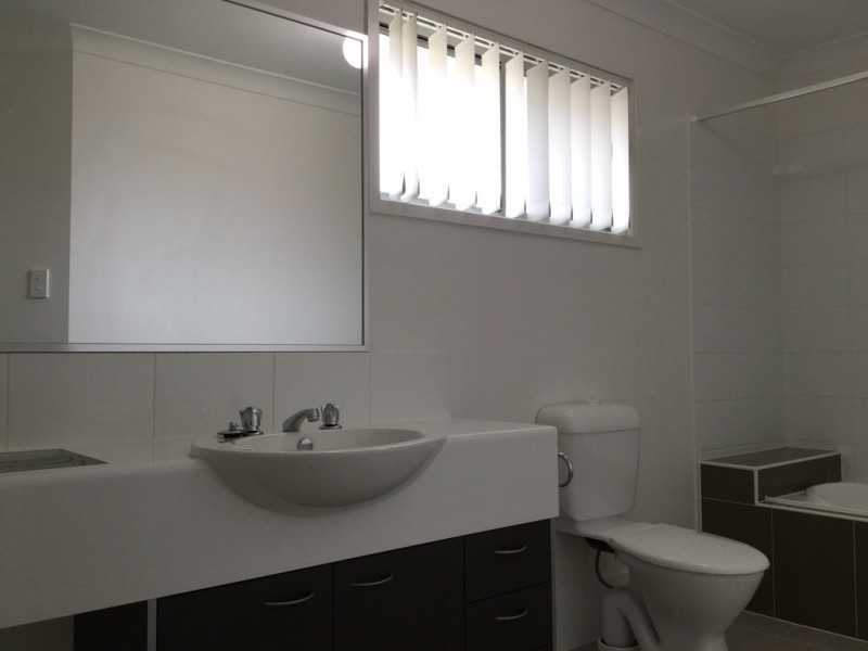 75 OUTLOOK PLACE, Durack QLD 4077