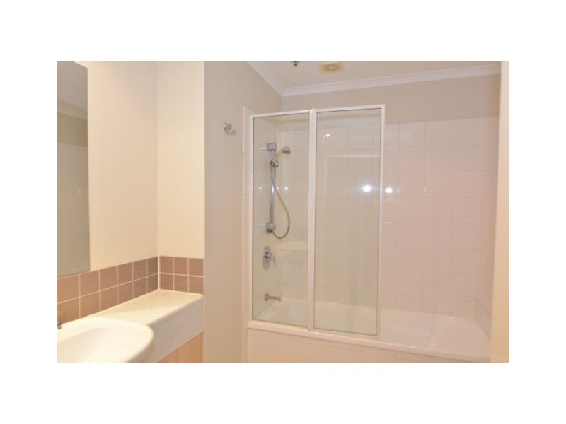 54 Q Vernon Tce, Teneriffe QLD 4005