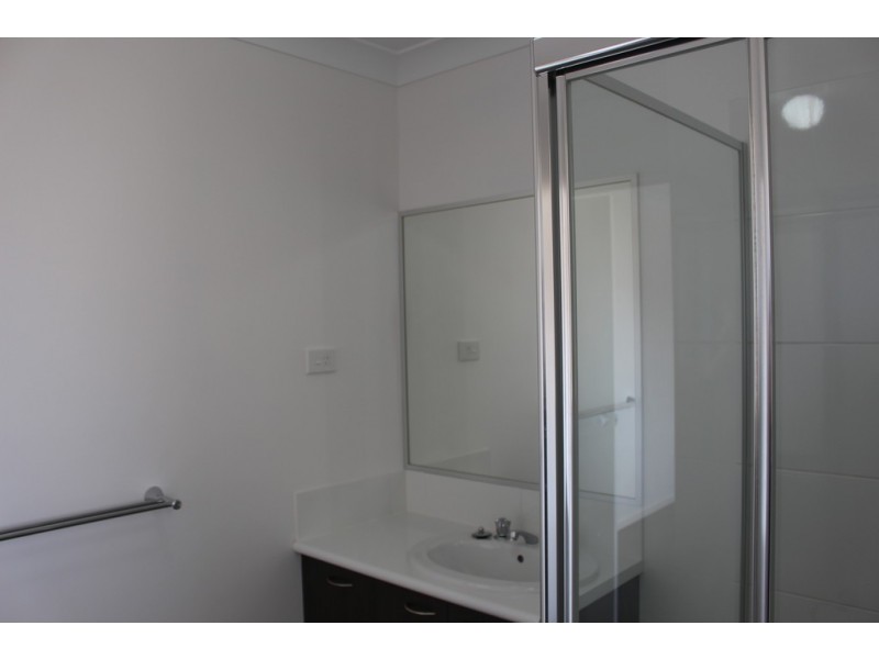 Durack Park 75 Outlook Place, Durack QLD 4077