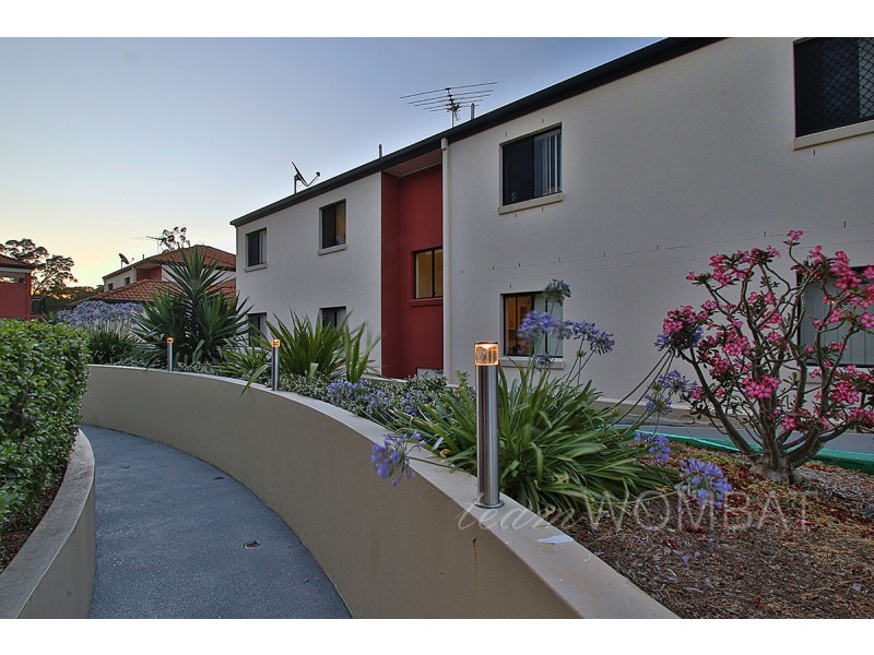10/15 Dansie Street, Greenslopes QLD 4120