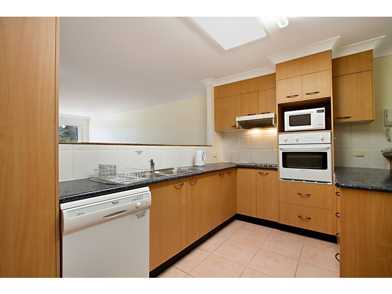 22 21 Campbell Street, Toowong QLD 4066