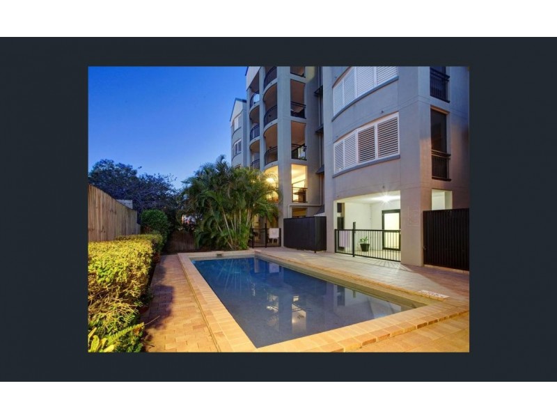 40 Bell Street (cnr Main St), Kangaroo Point QLD 4169