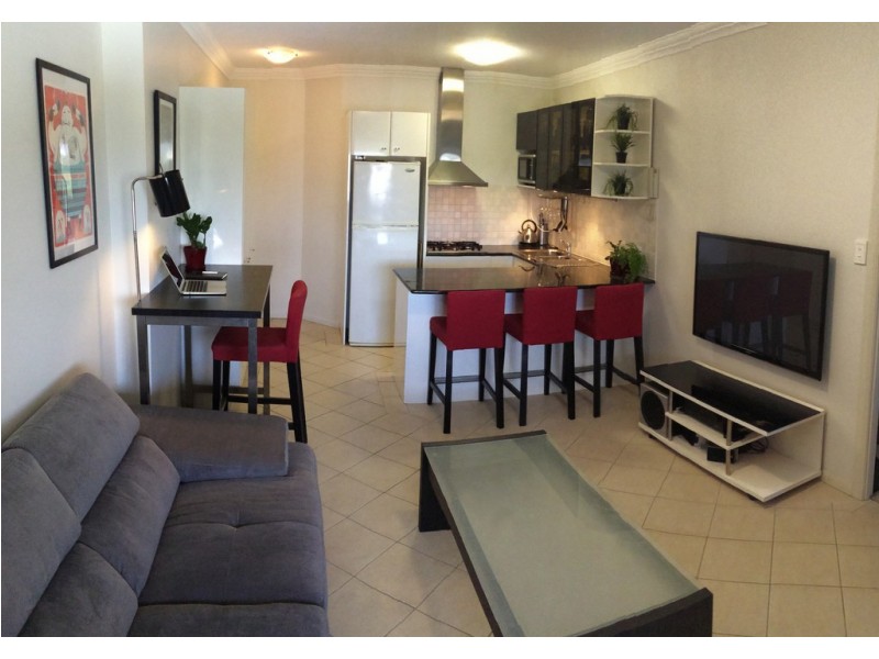 40 Bell Street (cnr Main St), Kangaroo Point QLD 4169