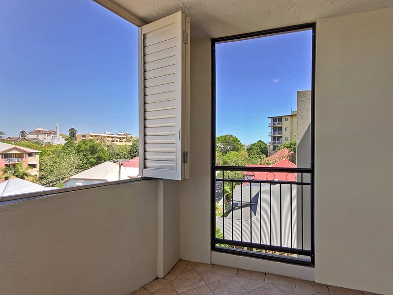 40 Bell Street (cnr Main St), Kangaroo Point QLD 4169