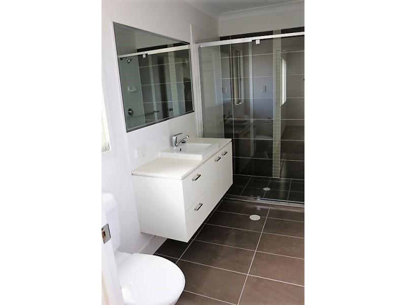 108 Alma Rd, Dakabin QLD 4503